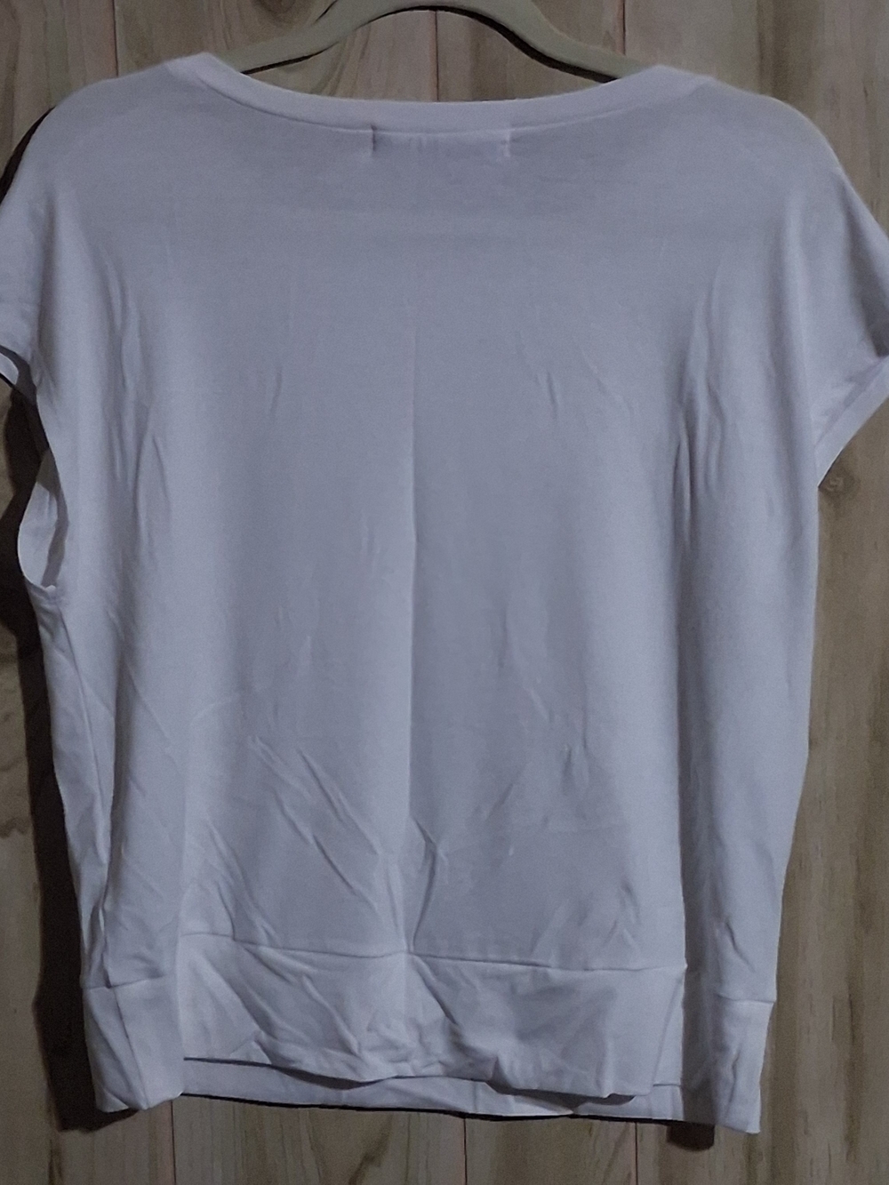 Love Scarlett White Short Sleeve Tee with Floral Appliqué - Picture 2 of 4